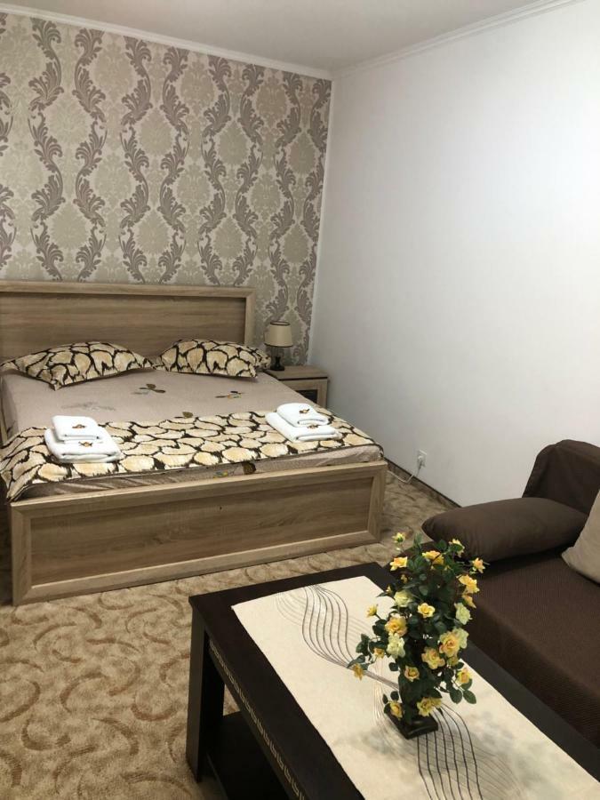 Apartament Ramo Apartman Bukarest Kültér fotó